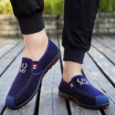 China Anti-odor shoes factory sell 2021 hot sale fashion factory stock men casual shoes for sale