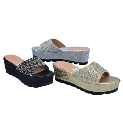 China Fashion Trend New Latest Design Summer Thick Bottom Fancy Slopes Wedge Luxury Ladies Slides Slippers for sale