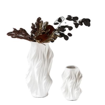 China Modern Aluminum 3D Abstract Printing Modern Ceramic Vases Unique Ripple Shape Flower Pot Vases For Home Decoration for sale