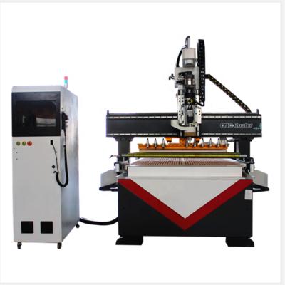 Cina Acrylic PVC Wood Engraving Cutting CNC Woodworking Center Tools Auto Switch ATC 1325 Wood Router For Woodworking in vendita