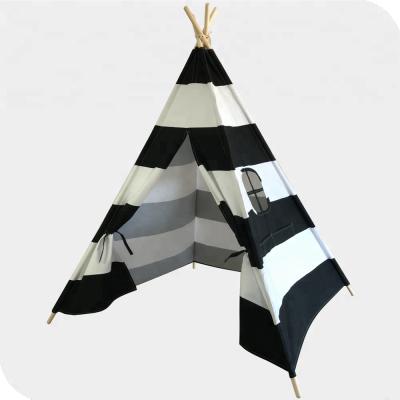 China Foldable Cotton Canvas Teepee Play Teepee Tent For Kids Children Indoor Outdoor Sale for sale