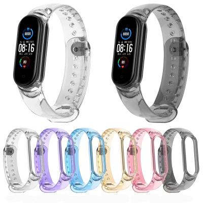 China 2021 Plastic New Color Magic Strap, Color Changing Under Sunlight Wrist Strap, For Xiaomi MI Band 5/6 Strap for sale