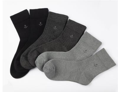 China Sporty Custom Sock Manufacturer Amazon Quality In Summer Business Running Crew Sock Mens for sale