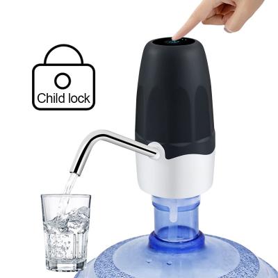 China Kindvriendelijke automatische drinkwaterpomp met scherm 1200mah Capaciteit 4W Power Te koop