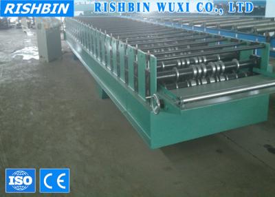 China Grade 45 Steel Roller Trimdeck Sheeting Roll Forming Machine Chain Transmission for sale