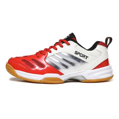 China EVA Wholesale new arrived hot sale men sport sneakers fitness badminton shoes tennis shoes for sale