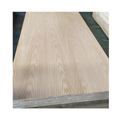 China Modern Outstanding Quality 3mm White Oak Veneer Plywood Sheets Boards For Furniture for sale