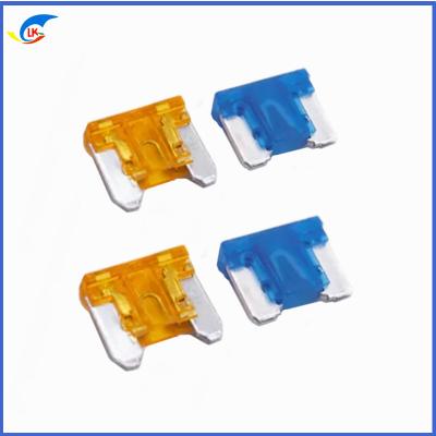 China 32V DC 2A-30 Amp Low Profile Micro Microblade Fuse Plug ​ for sale