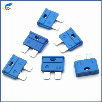 China PBT High Temperature Flame Retardant Car Medium Size Fuse 5A-35A Environmentally Friendly High Temperature Resistant Car for sale