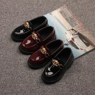 China Flat Spring New Arrival Leather Soft Sole British Style Kids Casual Shoes for sale