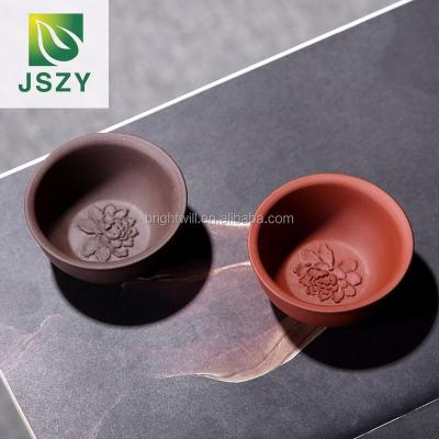 China Viable YI Xing Handmade Purple Clay Tea Mug with Lotus Pattern Zisha bei purple sand tea cup for sale