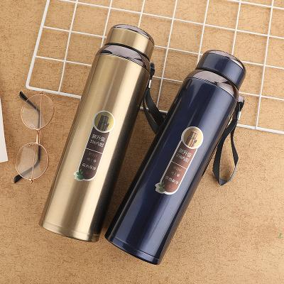 China 600/800/1000ml 316 Stainless Steel PORTABLE Water Bottles Cup Large Capacity Outdoor Sports Thermos Mug Travel Portable Cup With Rope for sale