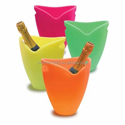 China New Design Viable Wholesale Multiple Colors Cooler Customized Rubber Eva Beer Ice Bucket for sale