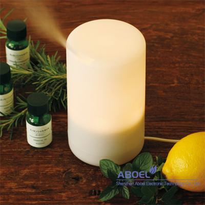 China 50ml Small Ultrasonic Aroma Diffuser LED Light USB For Home Use for sale