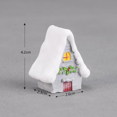 China Mini Craft Decoration 5cm Poly Stock Festival Ornament Resin Christmas Village Bauble Home Miniature Present Figurine Gift for sale