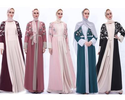 China Modest Muslimah Styling 2021 NEW style women dress muslim abaya kaftan robe islamic clothing for sale