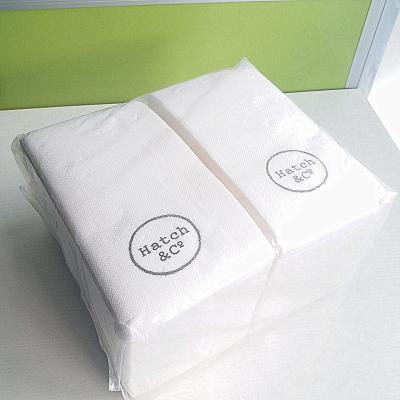 China Wholesale Luxury Quilted/White Paper Napkins and Napkins 1/8 Times 1 Ply Printed Quilted Dinner Napkins for sale