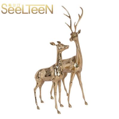 China Contemporary Copper Content 70% Product Net Brass Deer Shape House Centerpieces for sale