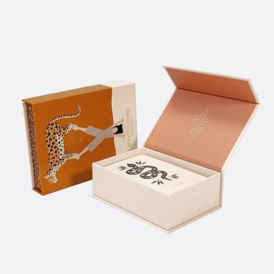 China Factory Handmade Pattern Design Rigid Cardboard Box Packaging Reusing Custom Logo Storage Tarot Card Magnet Paper Gift Book Box for sale