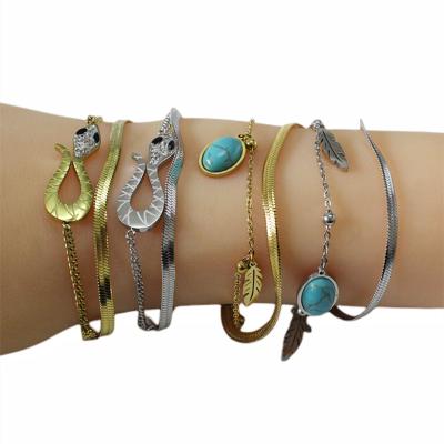 China Hiphop Snake Adjustable Simple Shape Jewelry Female Stainless Steel Bangle Gold Bangle. for sale