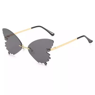 China For Stylish Sunglasses 2021 New Fashion Women Sun Glass Metal Butterfly Shape Reading Glasses for sale