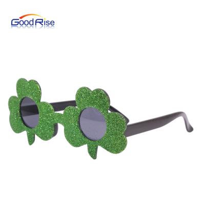 China Fashion Sunglasses Shamrock Glitter Sun Glass Party Supplies Party Accessory Decoration for sale