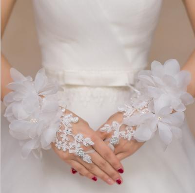 China S156A 2021 New Long Fingerless Bride Flower Rhinestone Embroidered Free Shipping Fingerless Wedding Bridal Gloves for sale