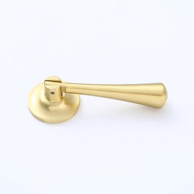 China Wonderful High Quality European Kitchen Furniture Luxury Style Cabinet Drawer Brass Hardware Handle for sale