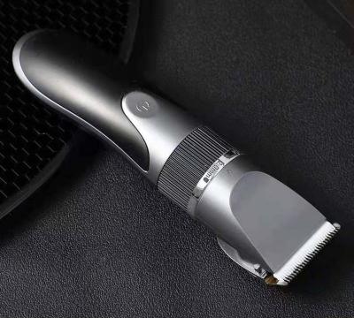 China Outdoor Hair Clipper Cordless Hair Cutting Machine Men Electric Hair Trimmer for sale