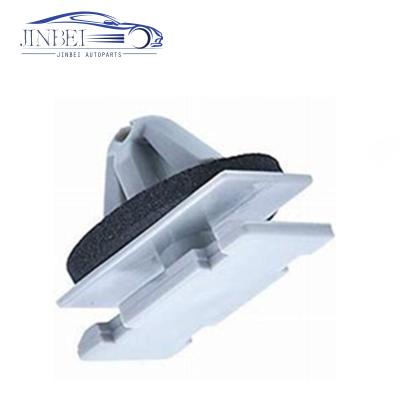 China Plastic Automobile Fastener 11571175 Body Side Rocker Trim Fixed Clip Fastener for sale