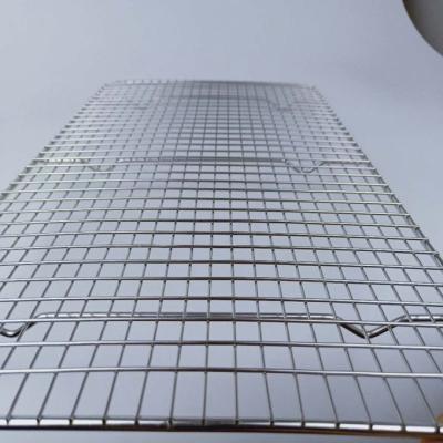 China Easily cleaned 100% stainless steel grid for safe baking /oven with cake rack cooling accessories for sale