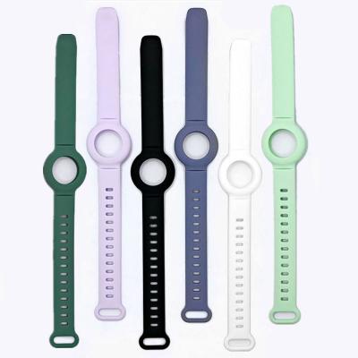 China Soft Skin Silicone Case Kids Silicone Wrist Strap Anti-lost Case Watch Band For Airtag Watch Band Kids for sale