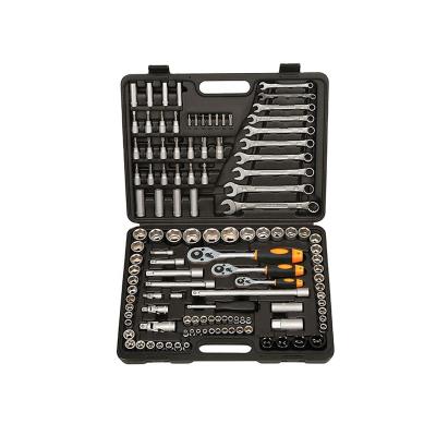 China 2022 Household and Auto Repair Tool Kit 121pcs Economical Top Key Socket Set for sale