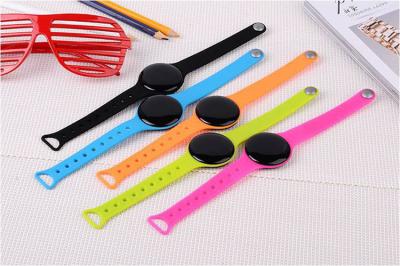 China Silicone Sports Smart Sports Fitness Bracelet / Bluetooth Healthy Pedometer Watch for sale