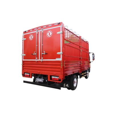 China China Factory 4x2 6 Wheels Diesel Engine Manual Gearbox 7.5r16 Tires Feed Delivery Stake Bulk Cargo Truck With Fence 5995x2550x3550 for sale