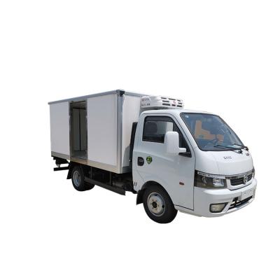 China Customized brand new dongfeng 5 euro 4x2 food fridge freezer box left hand drive diesel refrigerated truck 1-10T for sale