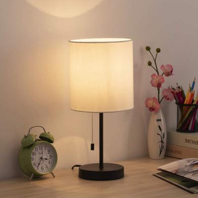 China Selling High Quality Minimalist Metal Round Table Touch Control Lamp with 2 USB for sale