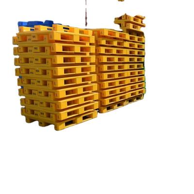 China 1200*800 4 way plastic entrys hygenic pallet HDPE flat surface euro single face durable use pallet with steel reinforcement for sale