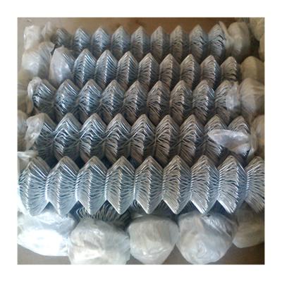 China Easily Assembled High Quality Hot Dip Galvanized Chain Link Fence Diamond Mesh for sale