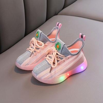 China 2021 light fashion hot sales baby sneakers spring/autumn lovely infant boys shoes girls tennis cool cute baby sports shoes LED lighted for sale