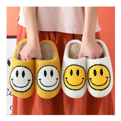 China Indoor Slippers Smiley Face Ladies Furry Slippers Cute Women's Slides Home Wholesale Non-slip Plush for sale