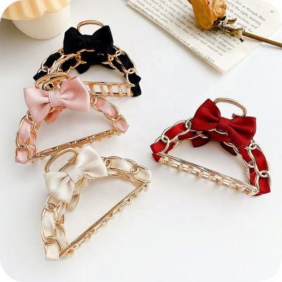 China New 2021 Fashion Trendy Korean Hairpin Fashion Large Metal Cloth Bow Geometric Hair Clips Claw Clip For Women Bathing Hair Accessories for sale