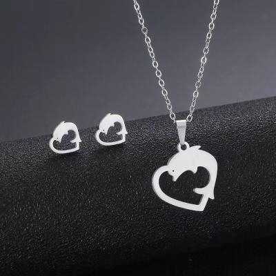 China Fasion Jewelry High Quality Titanium Plated Stainless Steel Heart Charm Necklace Earrings Women Good Jewelry Sets For Bride for sale