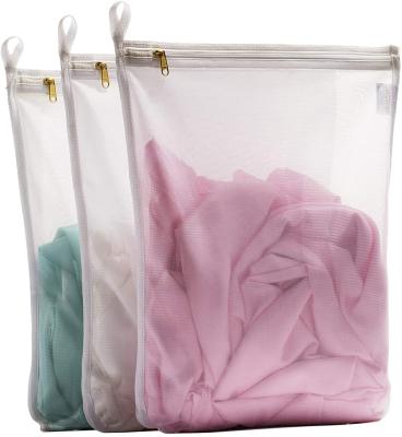 China Delicates Foldable Laundry Bags, Bra Good Mesh Wash Bag for underwear, lingerie, bra, pantyhose, socks, use ykk zipper for sale