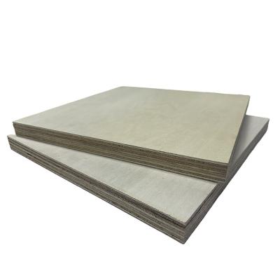 China Industrial Professional Wood Building Materials Brown Film Faced Plywood 18mm Marine Plywood for sale