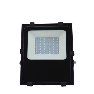 China Small Power Road 30W Family Yard Outdoor Waterproof Electric IP65 Projection Lamp for sale