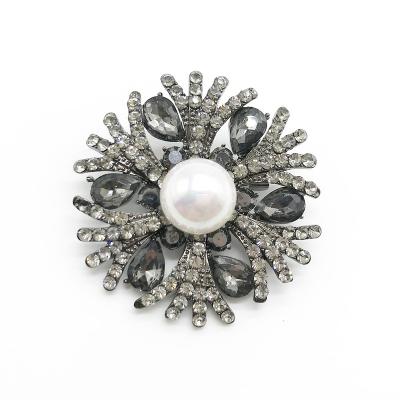 China Shiny Rhinestonel+alloy Gunmetal Large Decorative Hanging Brooches For Lady Coat for sale