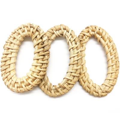 China Hand Knitting Classic Bamboo Rattan Button Wood Natural Loop Around Square Garment Accessories Manufacturer in China for sale