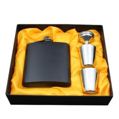 China Contemporary Portable Hip Flask Custom Gift Set Travel Wine Jar 6oz Stainless Steel Hip Flask for sale