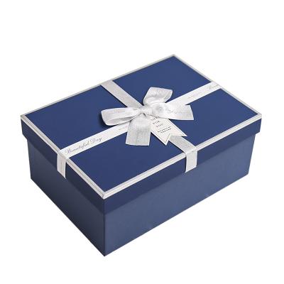 China Gift & Wholesale Exquisite Craft Valentine's Day Gift Packing Case Paper Box For Boyfriend And Girlfriend One Set With Three Sizes for sale